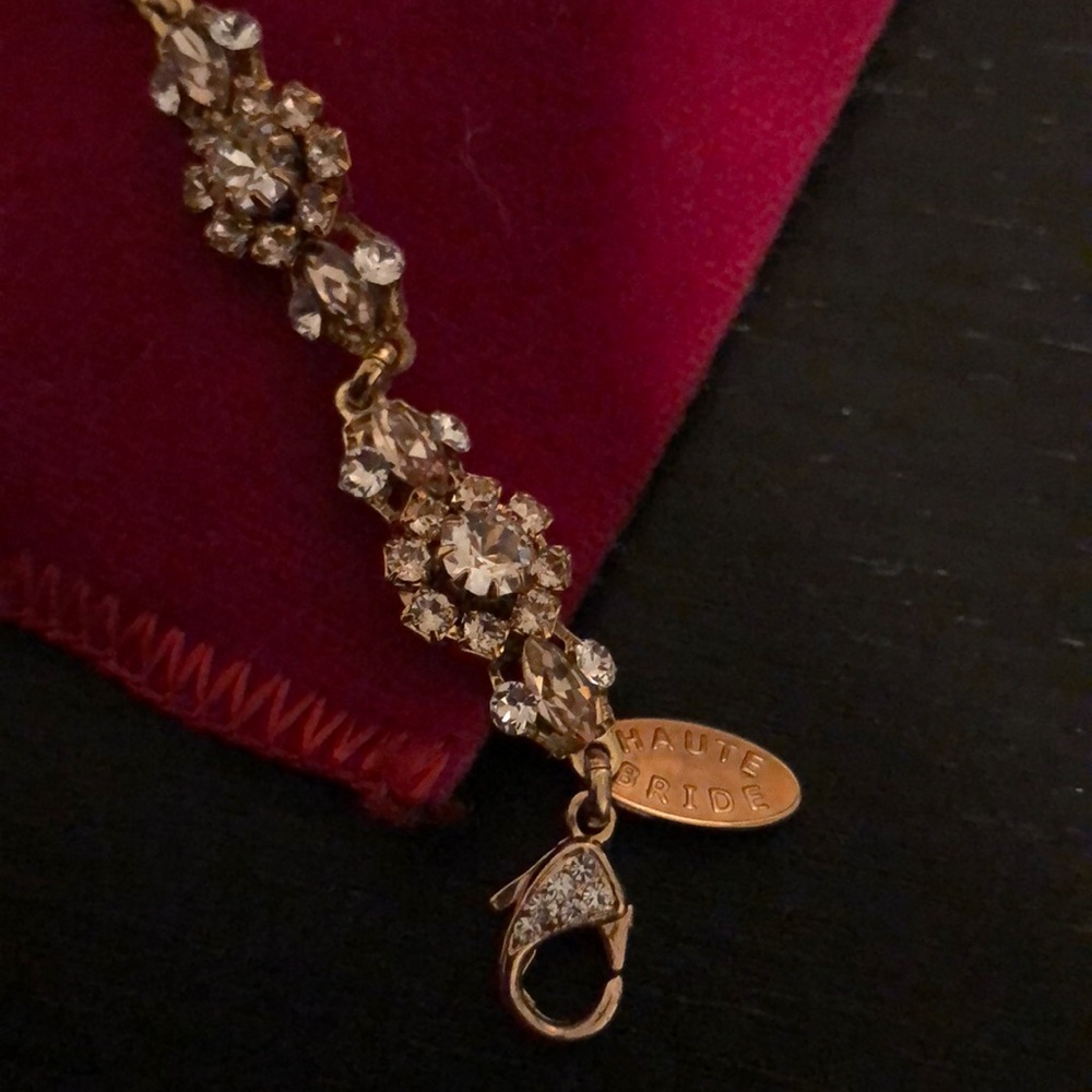 Haute Bride Bracelet - Picture 7 of 9